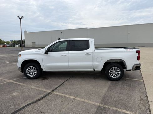 New 2026 Chevrolet Silverado 1500 LT w/ Safety Package AWD/4WD image 10