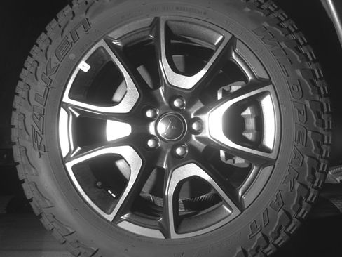 Used 2025 Jeep Compass Trailhawk image 13