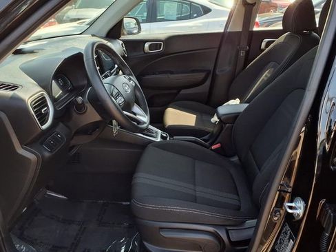 Certified 2023 Hyundai Venue SEL FWD image 14
