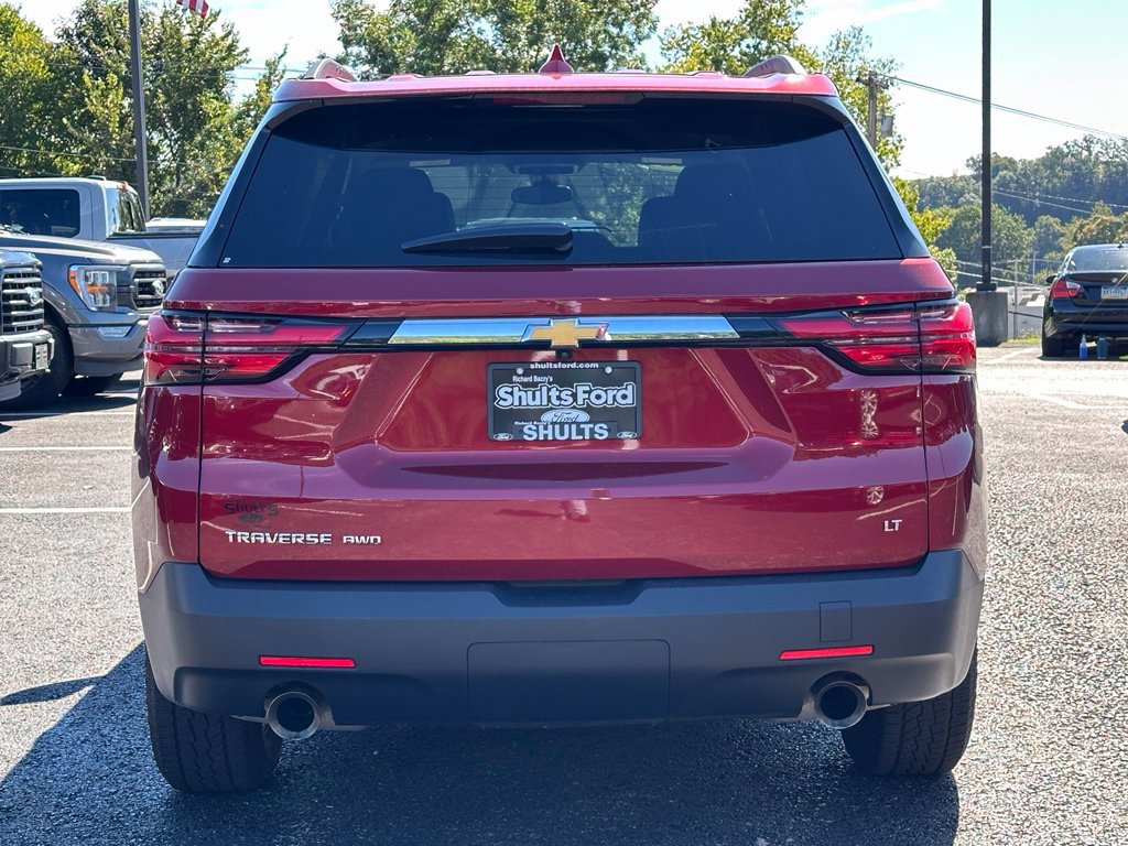 Used 2023 Chevrolet Traverse LT AWD/4WD image 5