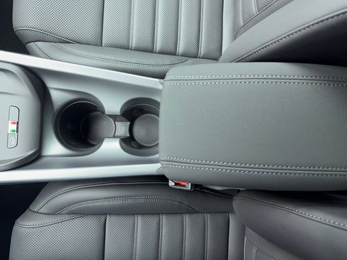 New 2025 Alfa Romeo Tonale w/ Premium Package image 31