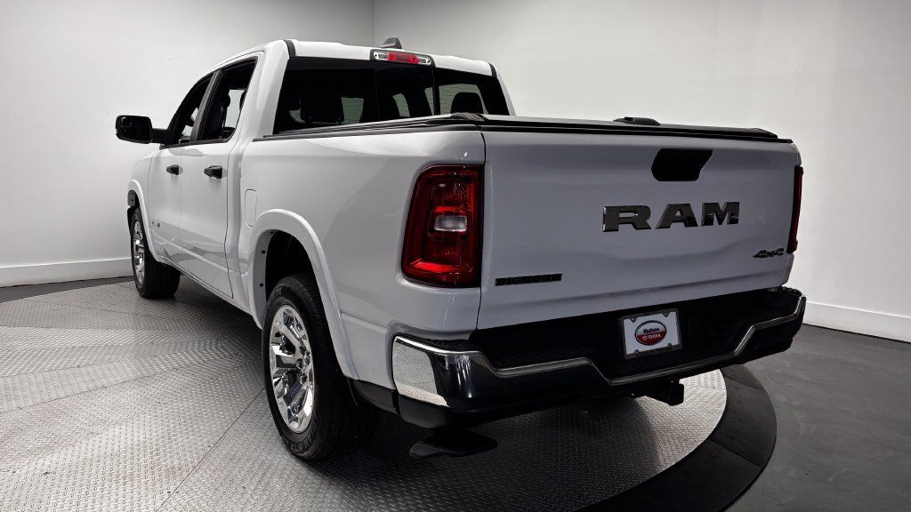 Used 2025 RAM 1500 Big Horn AWD/4WD image 39