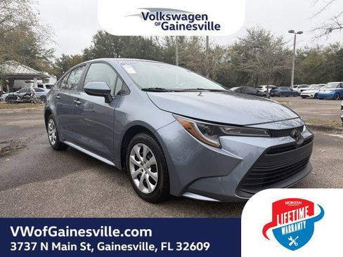 Used 2024 Toyota Corolla LE image 1