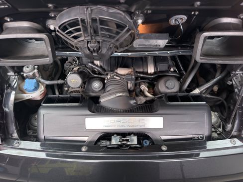 Used 2010 Porsche 911 Carrera S RWD image 28