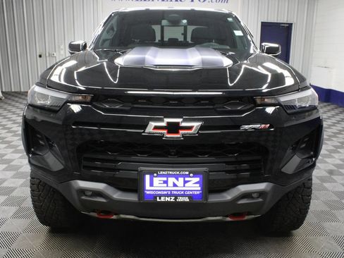 Used 2026 Chevrolet Colorado ZR2 w/ Technology Package AWD/4WD image 54