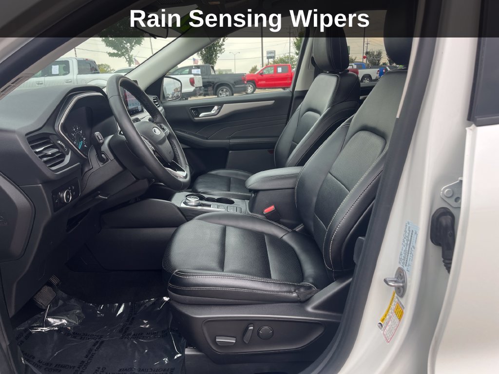 Used 2022 Ford Escape SEL AWD/4WD image 12