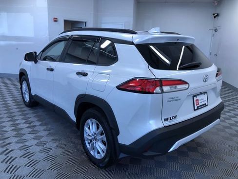 Certified 2023 Toyota Corolla Cross LE AWD/4WD image 12