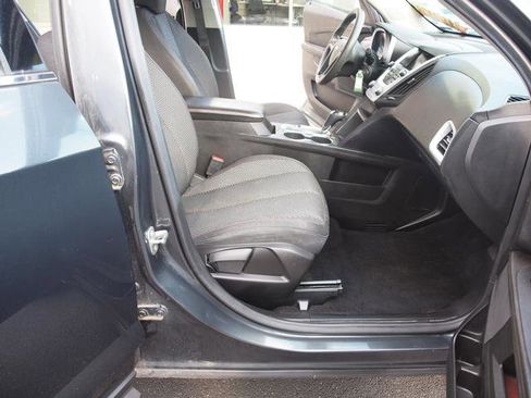 Used 2017 Chevrolet Equinox LS image 6