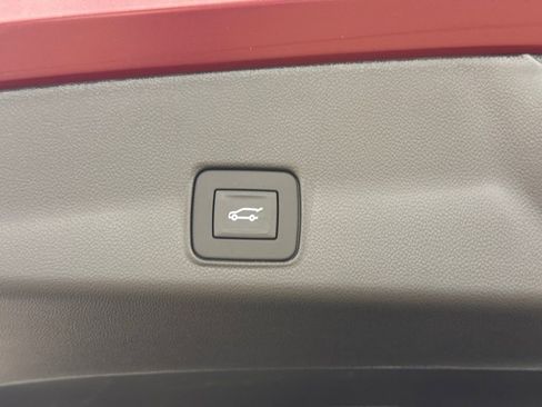 Used 2025 Chevrolet TrailBlazer LT w/ Convenience Package image 25