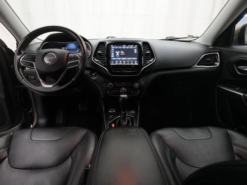 Used 2020 Jeep Cherokee Limited image 5