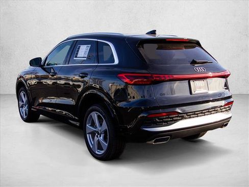 Certified 2025 Audi Q5 Premium Plus w/ Premium Plus image 7