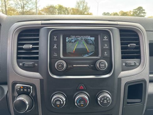 Used 2017 RAM 1500 Express w/ Express Value Package image 16