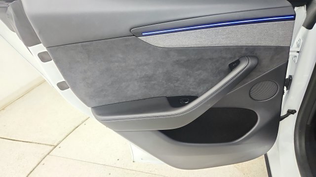 Used 2026 Tesla Model Y 2WD image 42