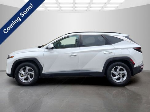 Certified 2022 Hyundai Tucson SEL w/ Cargo Package FWD image 4