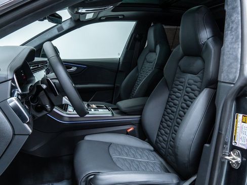 New 2026 Audi RS Q8 performance image 5