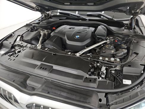 Used 2024 BMW 530i image 15