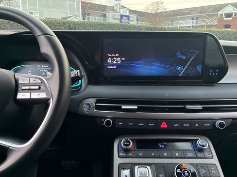 Used 2025 Hyundai Palisade SEL image 18