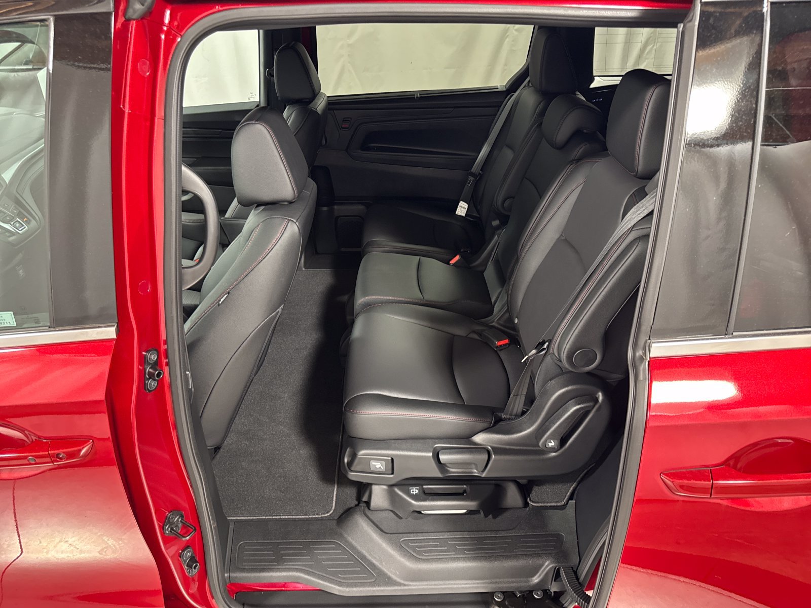New 2026 Honda Odyssey Sport-L image 5