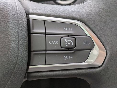 New 2026 Jeep Compass Latitude w/ Sun and Sound Group AWD/4WD image 23