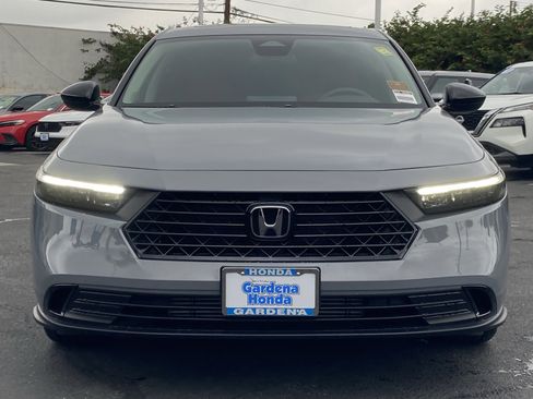 Used 2025 Honda Accord SE image 2