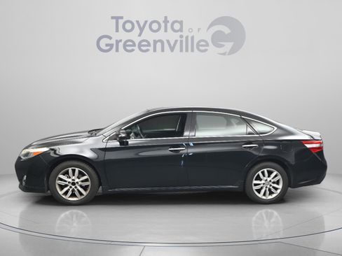 Used 2013 Toyota Avalon XLE Premium FWD image 5