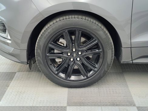 Used 2022 Ford Edge ST-Line w/ Class II Trailer Tow Package AWD/4WD image 14