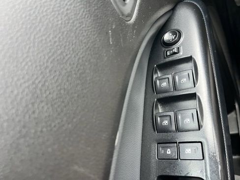 Used 2016 Chevrolet Colorado Z71 image 24