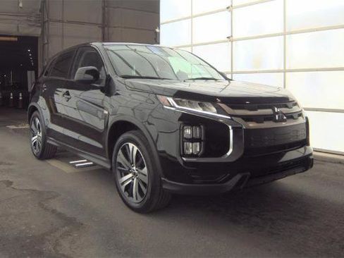 Used 2020 Mitsubishi Outlander Sport ES FWD image 4