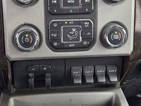 Used 2015 Ford F250 Platinum w/ FX4 Off-Road Package image 18