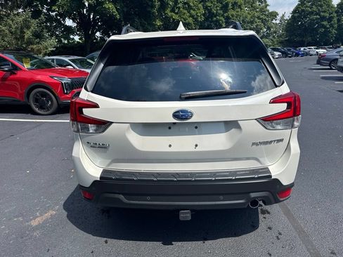 Used 2023 Subaru Forester Limited w/ Popular Package #2 AWD/4WD image 6
