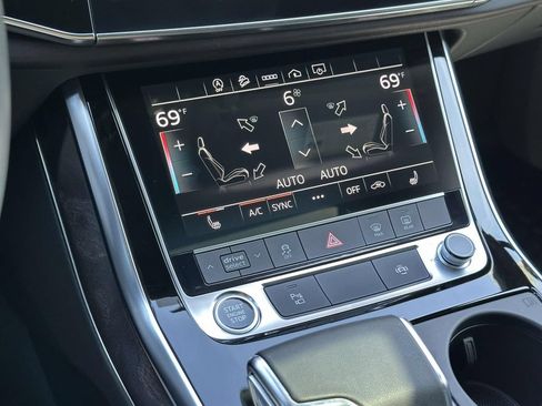 Used 2023 Audi Q7 2.0T Premium w/ Convenience Package AWD/4WD image 28