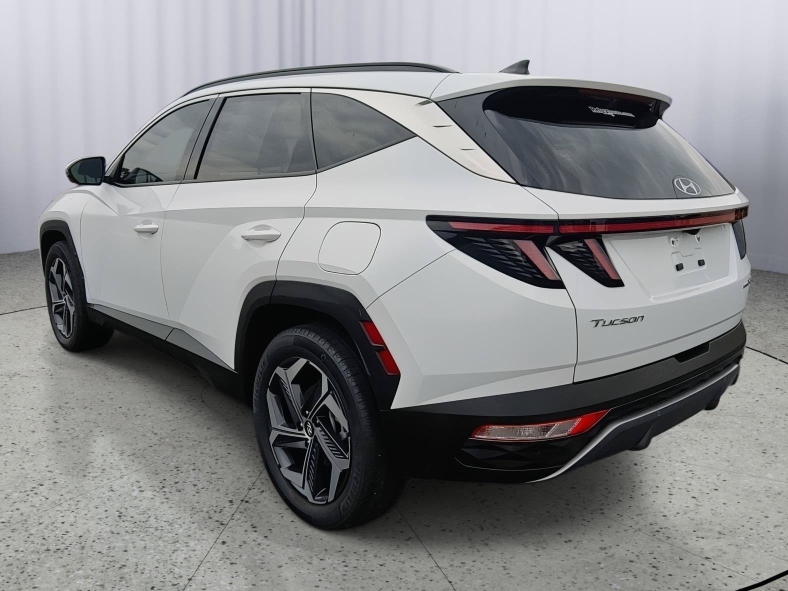 Used 2023 Hyundai Tucson Limited AWD/4WD image 9