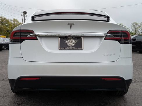Used 2020 Tesla Model X Long Range AWD/4WD image 9