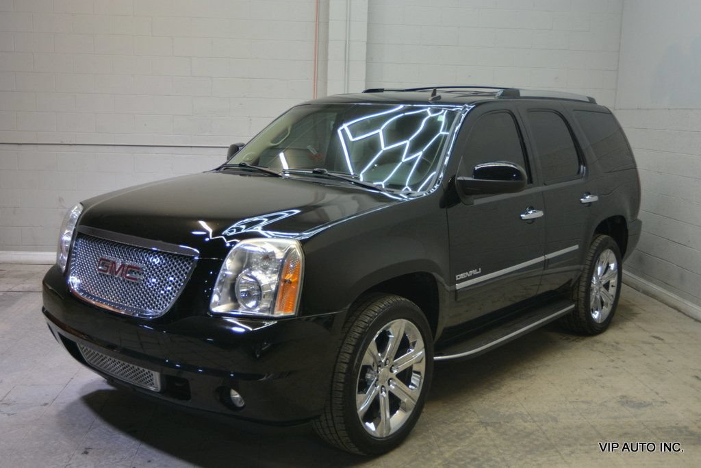Used 2013 GMC Yukon Denali AWD/4WD image 3