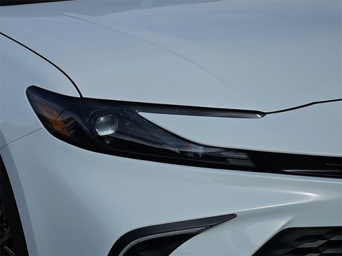 New 2026 Toyota Camry SE image 8