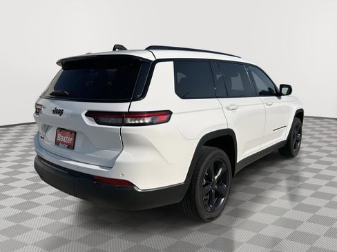 Used 2023 Jeep Grand Cherokee L Laredo AWD/4WD image 14