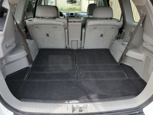 Used 2013 Toyota Highlander SE FWD image 62