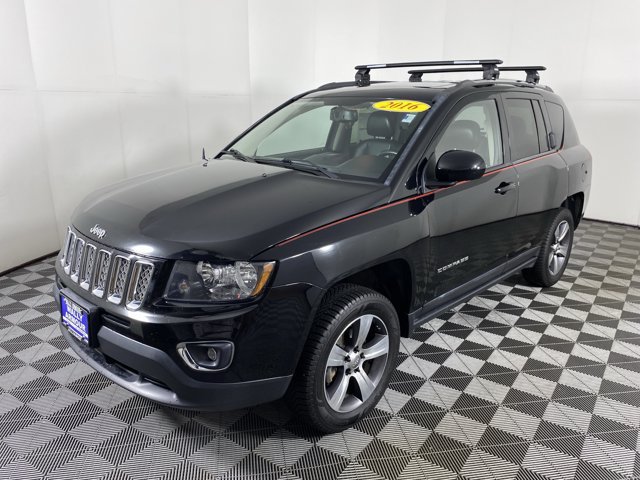 Used 2016 Jeep Compass High Altitude AWD/4WD image 9