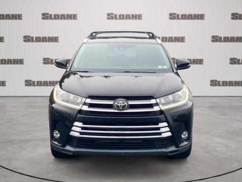 Used 2019 Toyota Highlander Limited image 3