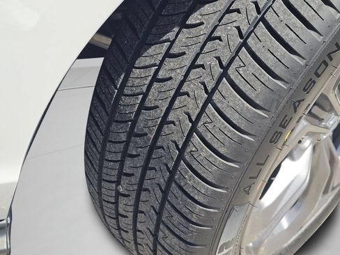 Used 2023 Honda Accord EX image 18