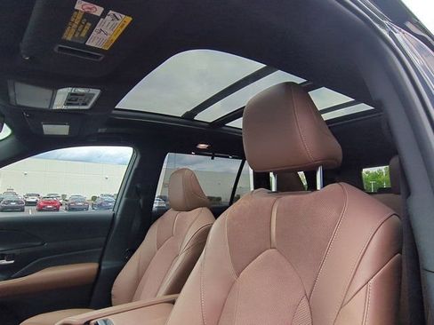 Used 2025 Toyota Grand Highlander AWD Hybrid image 10