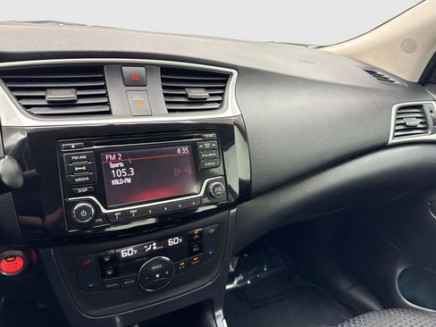 Used 2018 Nissan Sentra SR w/ SR Midnight Edition Package FWD image 24