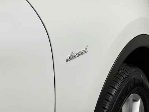 Used 2013 Porsche Cayenne Diesel image 16