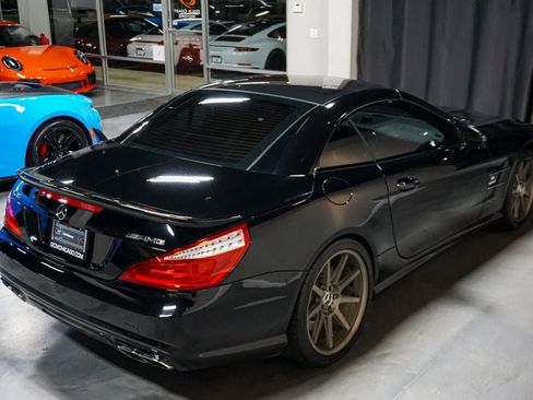 Used 2014 Mercedes-Benz SL 63 AMG image 35