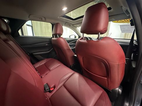 Used 2025 MAZDA CX-30 AWD 2.5 S w/ Preferred Package image 19