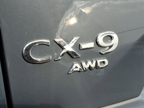 Certified 2023 MAZDA CX-9 Carbon Edition image 4