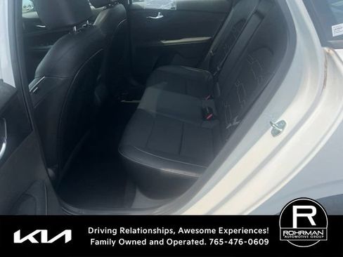 Used 2023 Kia Forte GT-Line w/ GT-Line Premium Package FWD image 9