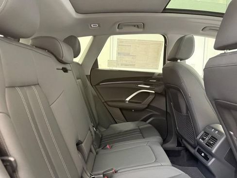 New 2026 Audi Q5 Premium Plus AWD/4WD image 4