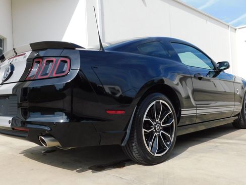 Used 2014 Ford Mustang GT Premium w/ Electronics Package RWD image 23