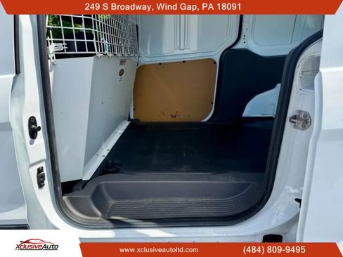 Used 2022 Ford Transit Connect XL image 16